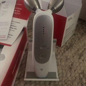 Silver Facial Massager by ReFa